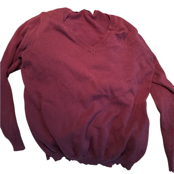 Old Navy Purple V-Neck Sweater Relaxed Fit - Picture 1 of 4